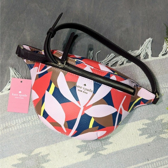 kate spade Handbags - NWT Kate Spade Jackson Tropical Toss Belt Bag